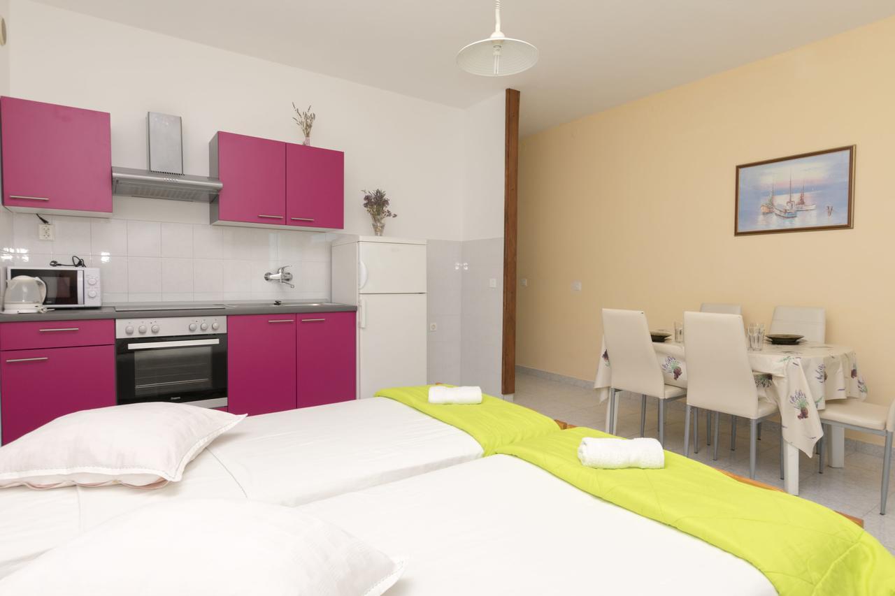 Apartments A Cappella Music Lokva Rogoznica Ngoại thất bức ảnh